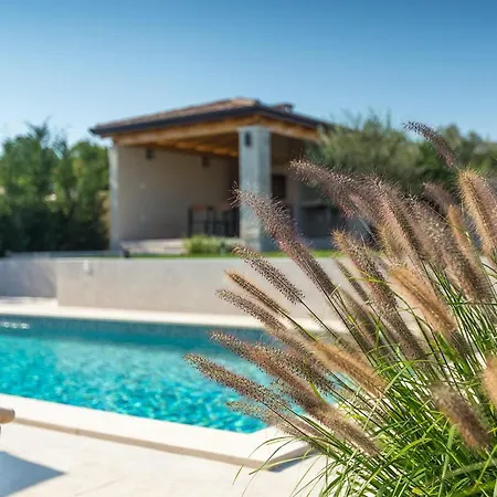 No18